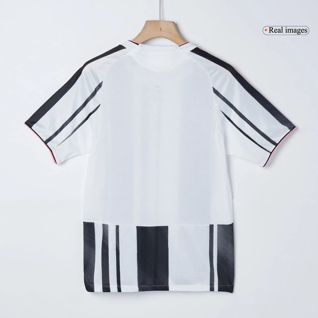 Men's Juventus 2025/26 Player Version Home Soccer Jersey - Slim Fit