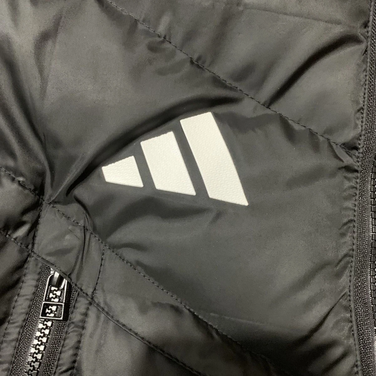 Real Madrid CF Men Full‑Zip Padded Hooded Jacket Warm Winter Soccer Outerwear
